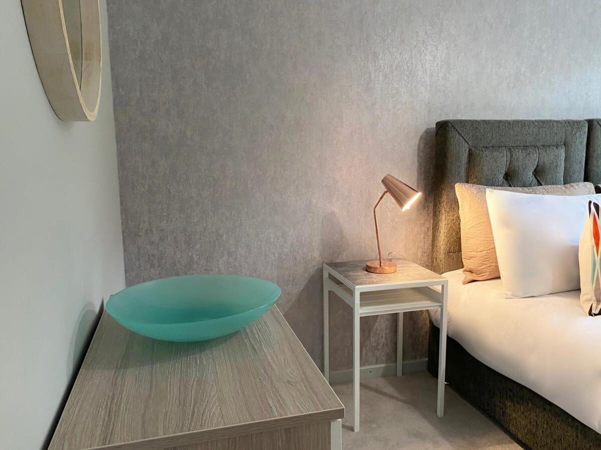 Apartment Beautiful West End Flat With Private Parking Glasgow